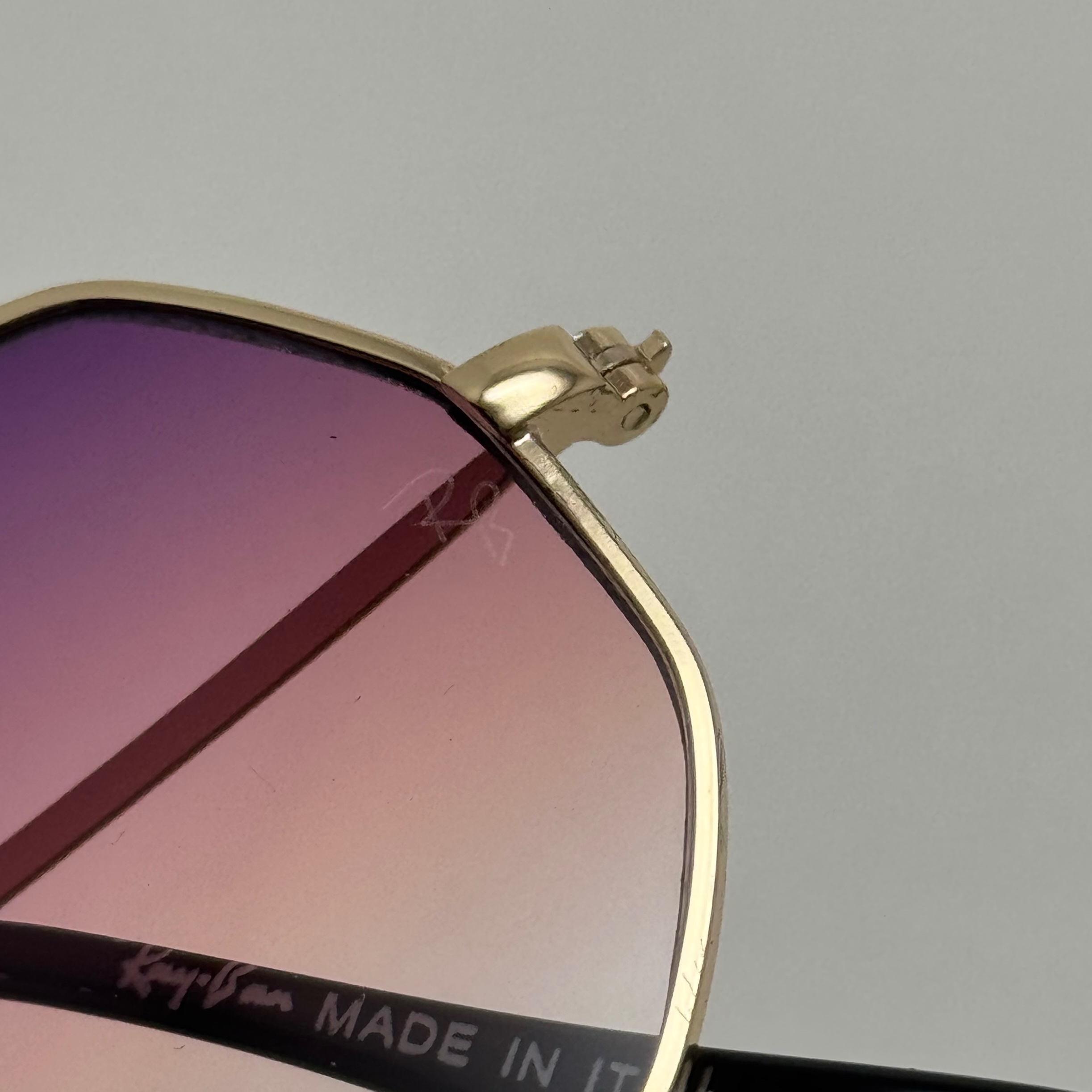 عینک شب ریبن Ray-ban صورتب هایلایت فریم طلایی کد RB 3556