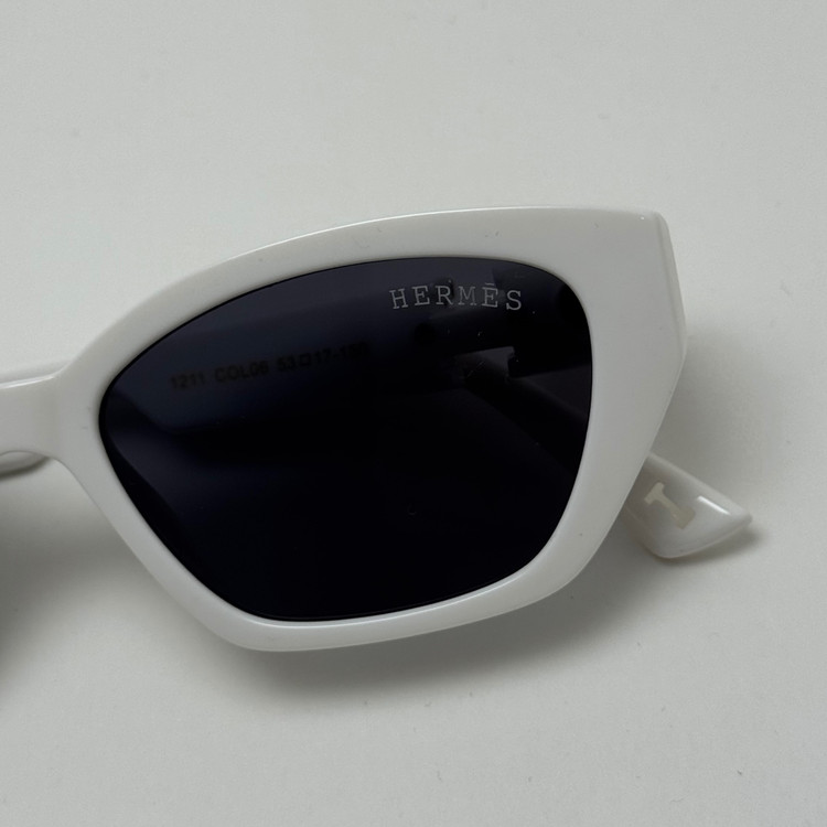 عینک آفتابی زنانه هرمس HERMES سفید کد رفرنس 1211 - کیفیت مستر - لولا دوبل