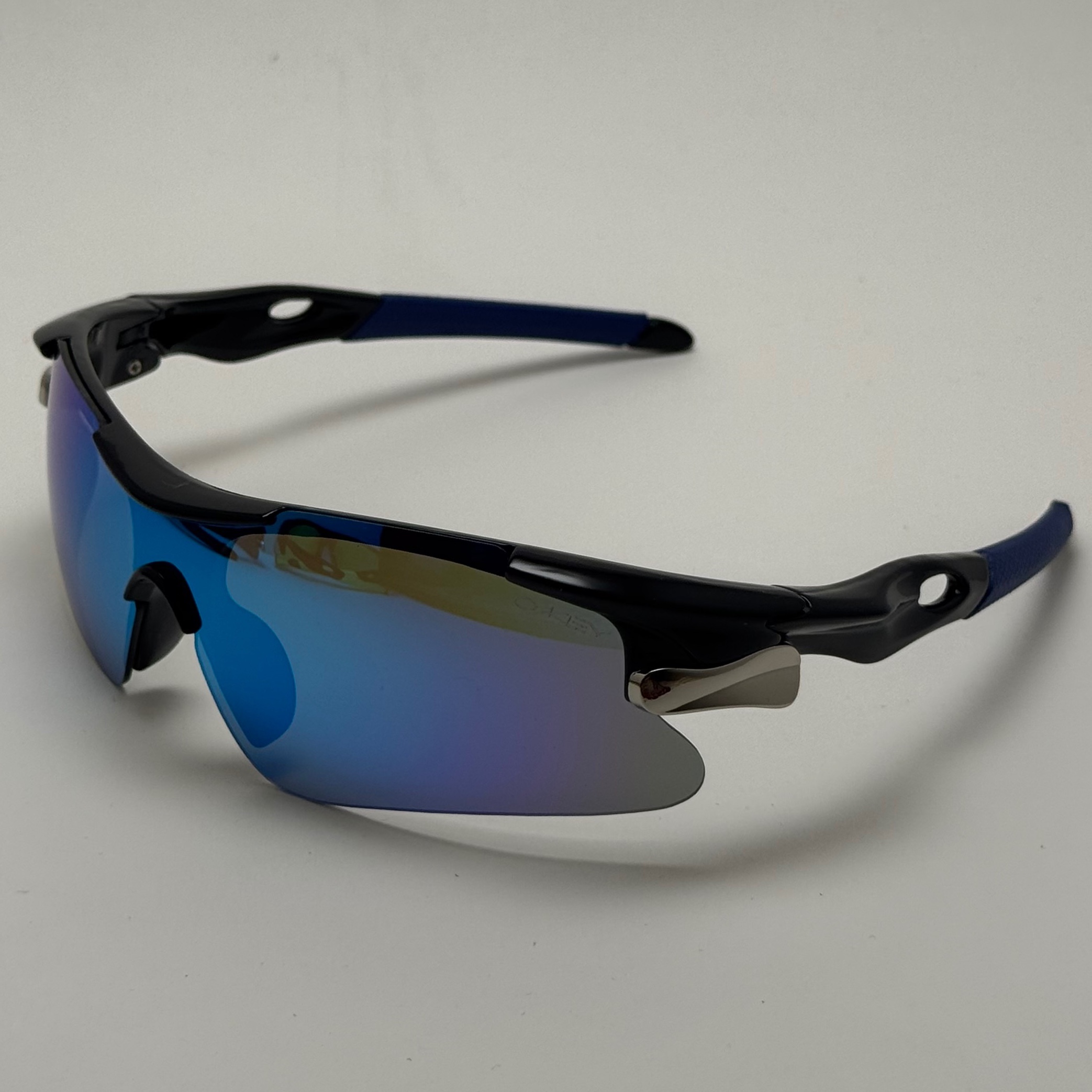 عینک آفتابی اسپرت اوکلی Oakley مدلRadar آبی کد 806