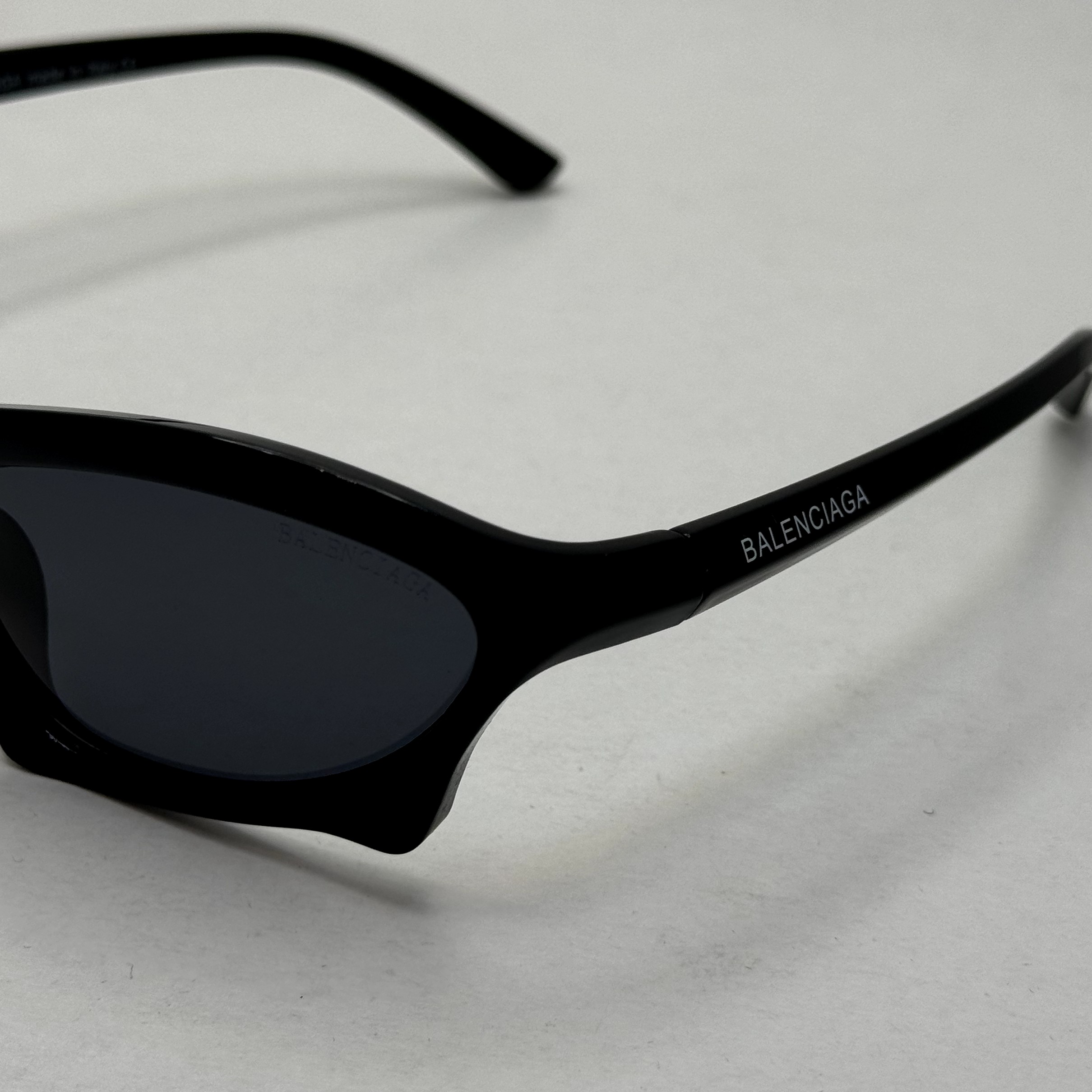 عینک آفتابی بالنسیاگا BALENCIAGA مشکی کد SA619 - عینک فشن - عینک ترند