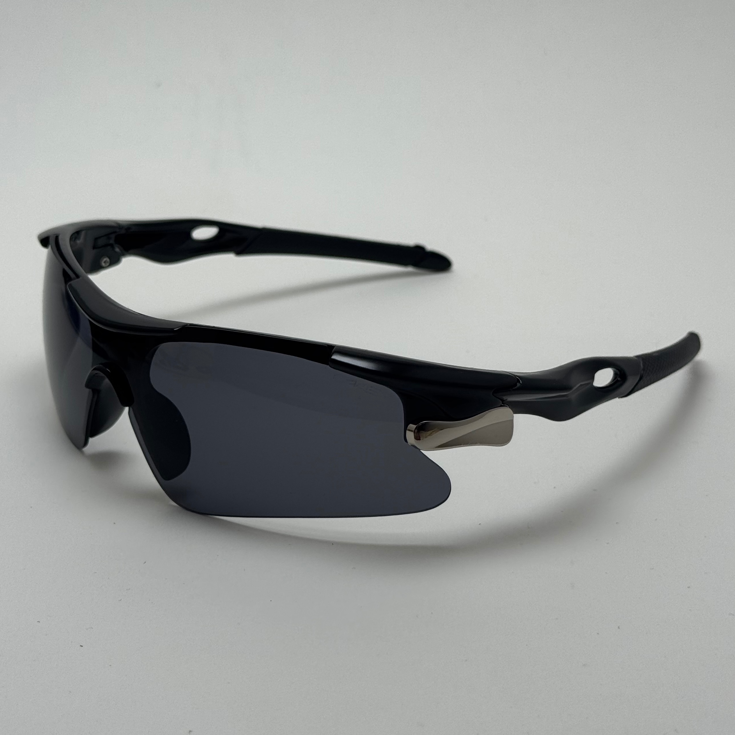عینک آفتابی اسپرت اوکلی Oakley مدلRadar تمام مشکی کد 806 (ارسال رایگان)