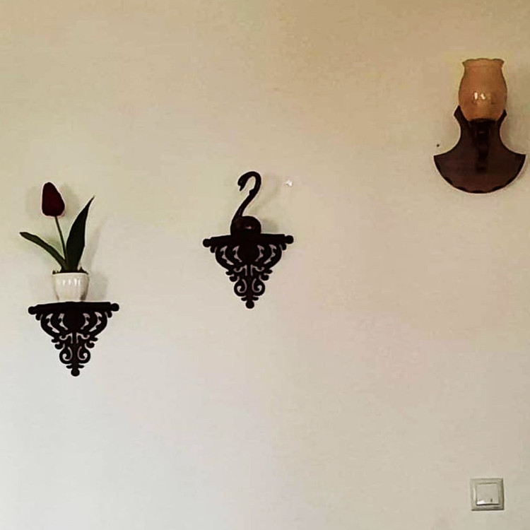 شلف دیواری نیم لوزی (مثلثی) رنگ قهوه ای