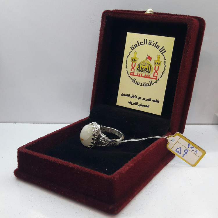 انگشتر نقره نگین سنگ حرم امام حسین با سند اصالت سنگ (دست ساز)کد0001نگین ازسنگ مطهرحرم