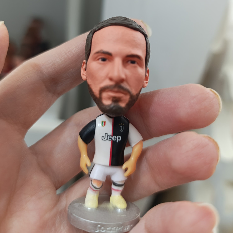 اکشن فیگور فوتبالی ساکروی هیگواین تیم یوونتوس soccerwe figure higuain