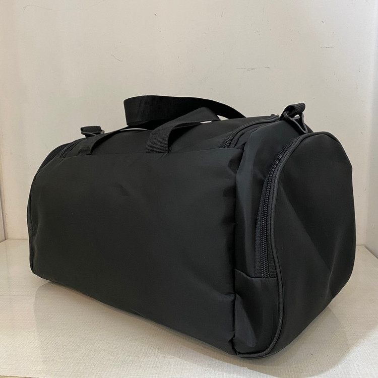ساک ورزشی کد Nk2(پس کرایه)