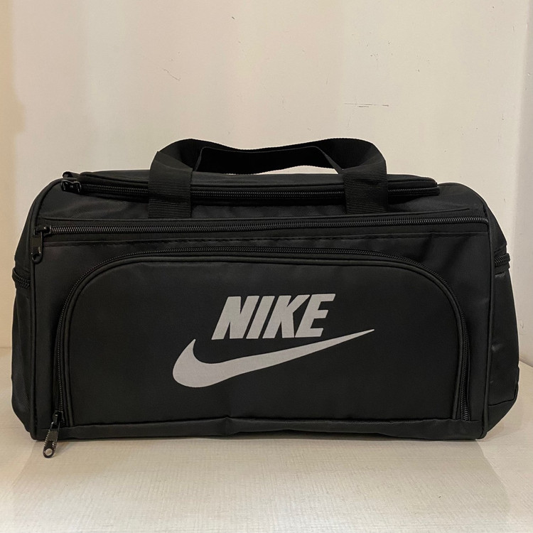ساک ورزشی Nike ،جاکفشی دار(پس کرایه)