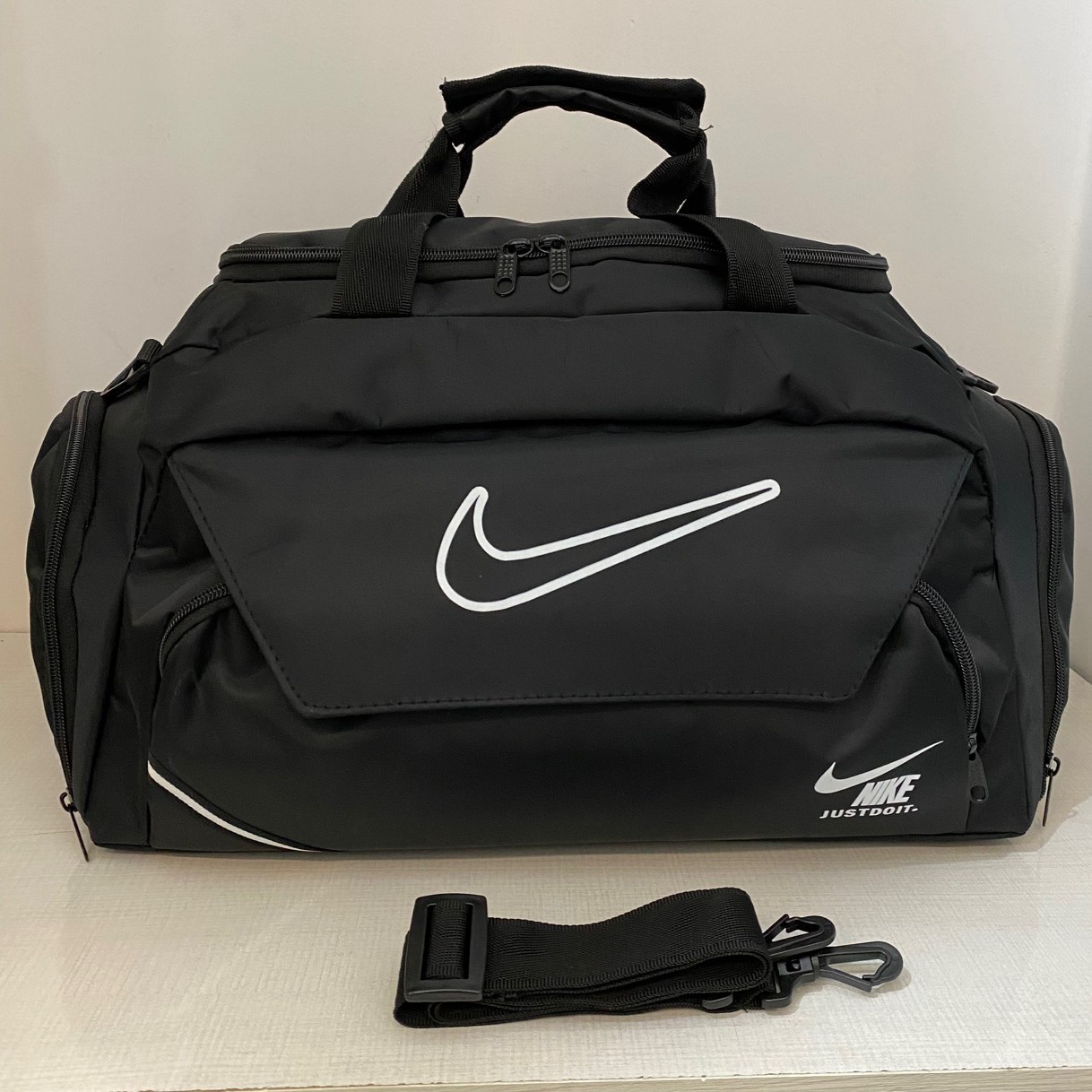 ساک ورزشی برند Nike جاکفشی دار (پس کرایه)