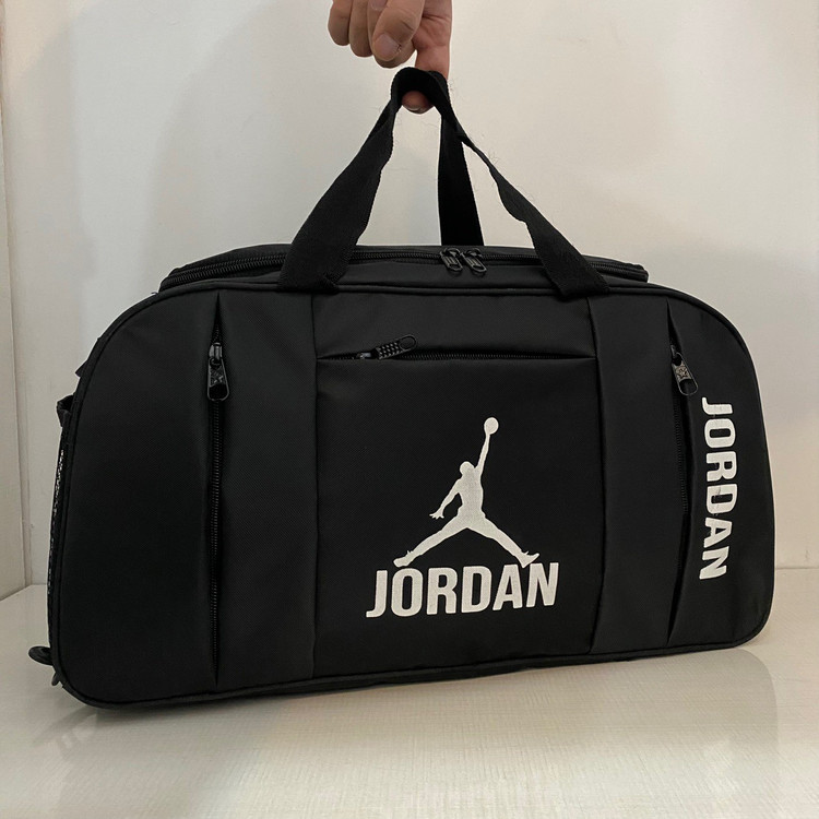 ساک ورزشی جاکفشی دار jordan،(پس کرایه)
