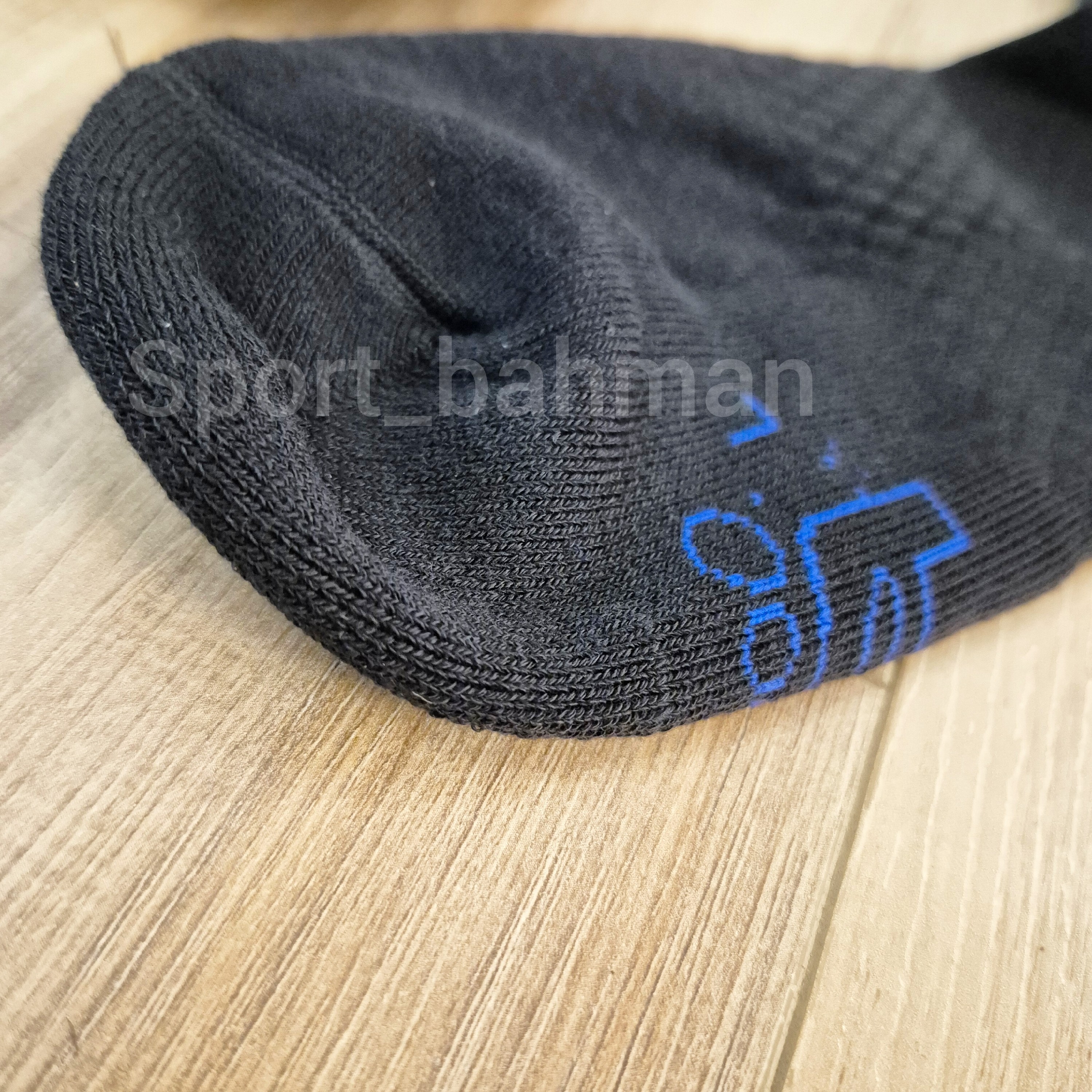 جوراب بسکتبال کف حوله ای آراز مناسب سایز پا 40 تا 45