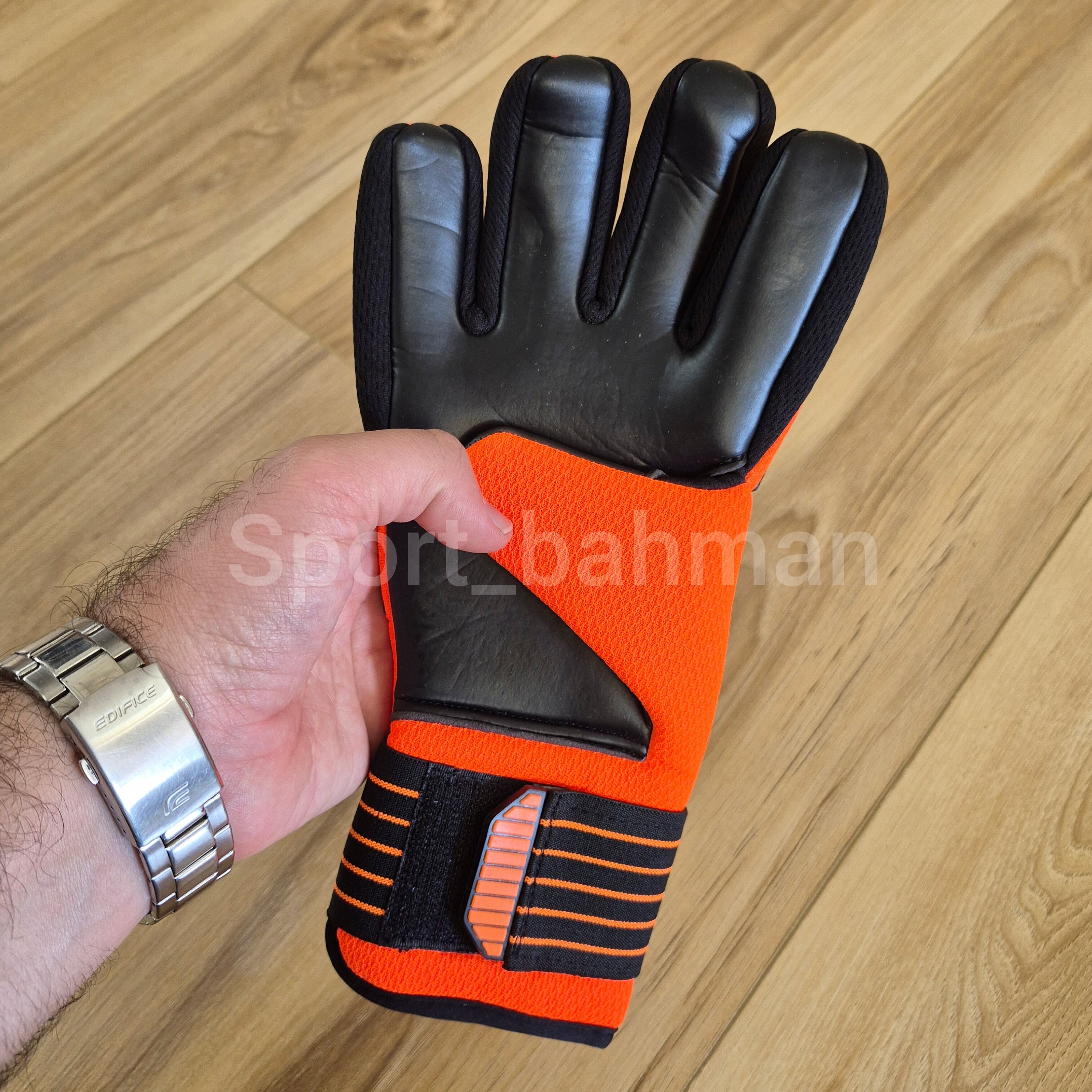 دستکش دروازه بانی آدیداس سایز 8 نارنجی
