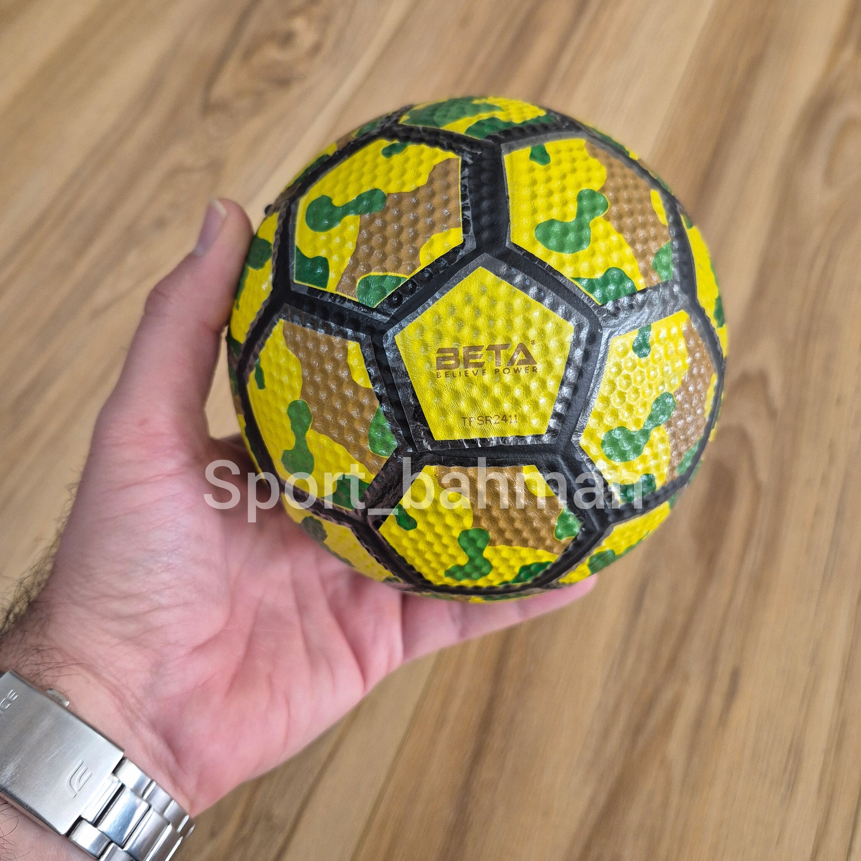 توپ فوتبال چریکی نمره 1
