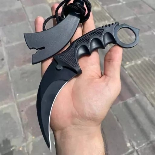 چاقو کارامبیت مشکی با غلاف