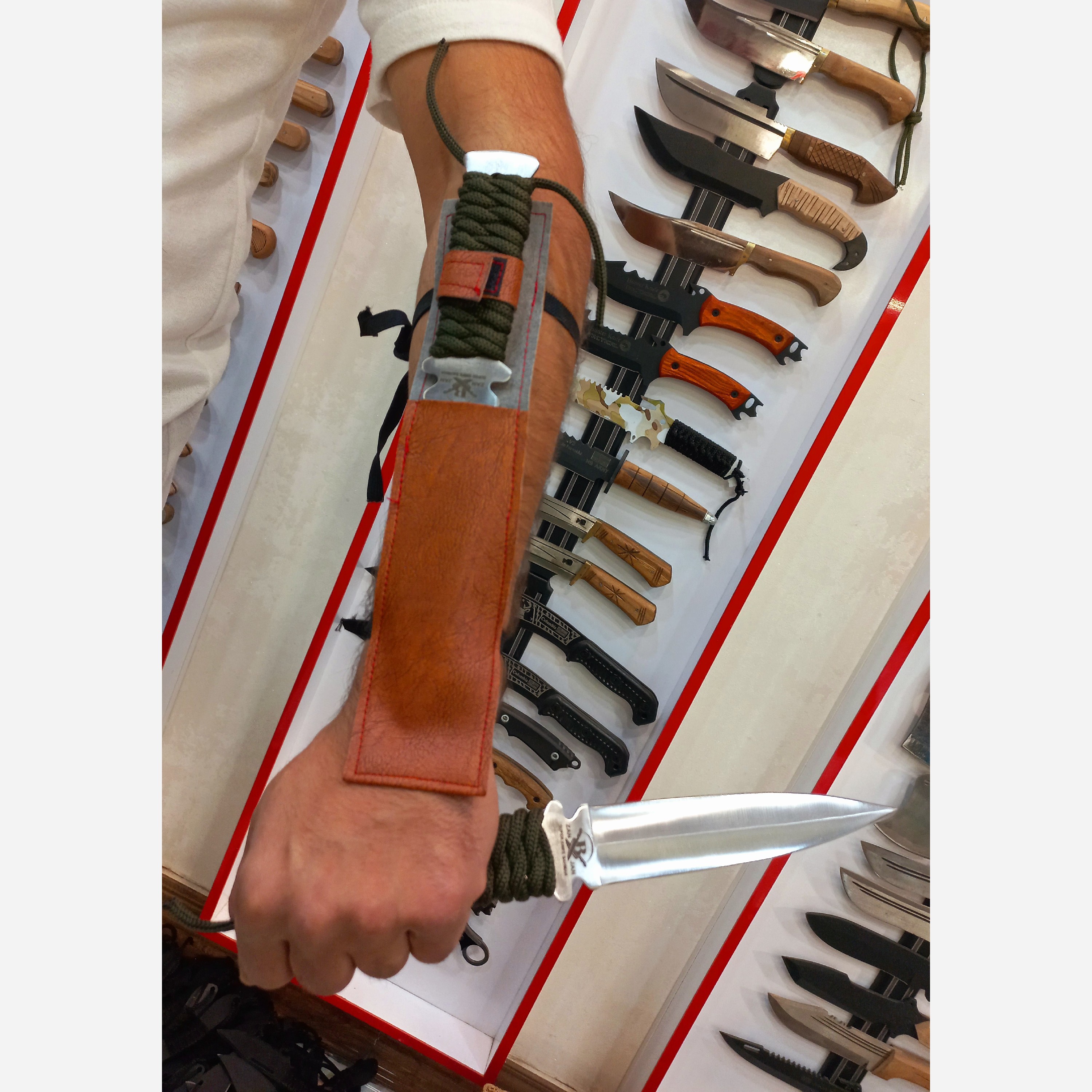 چاقو طبیعتگردی ضدزنگ زنجان