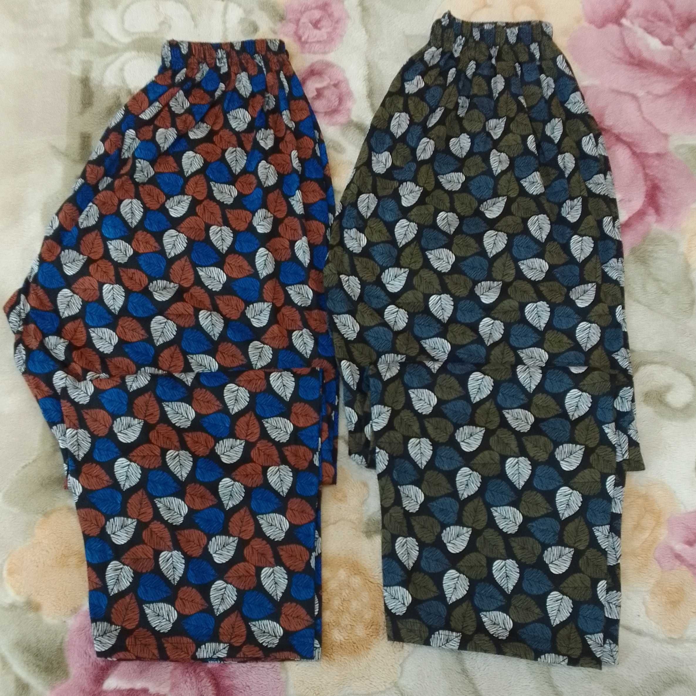 پک چهار عددی عمده شلوار زنانه راحتی جنس تمام نخی فری سایزه از 38 تا سایز 50 میخوره جنس عالی شلوار 100 با ارسال رایگان