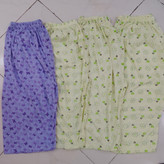 پک 4 تایی شلوارک زنانه جنس نخ پنبه کیفیت تنخور عالی فری سایزه از سایز 40 تا سایز 50 میخوره به هرسایزی قد 65 ارسال رایگان