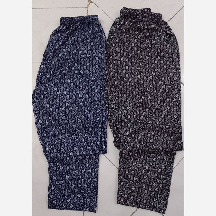 پک 2 تایی شلوار زنانه جنس نخی طرح فروش ویژه عمده فری سایزه از سایز 40 تاسایز 50 میخوره به هر سایزی راحت با ارسال رایگان