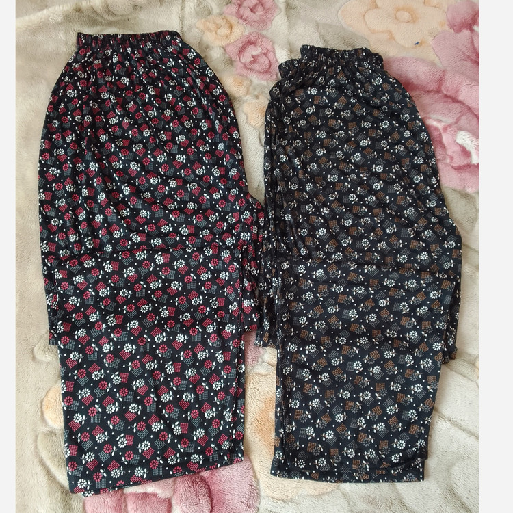 پک 4 تایی عمده شلوار زنانه راحتی جنس نخی قواره بزرگ ویژه فری سایزه قواره بزرگه از سایز 44 تاسایز 65 میخوره ارسال رایگان